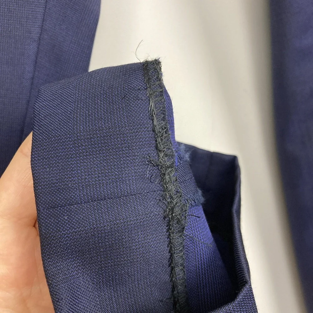 TALLIA Mens Wool 2-pc Suit 100%wool Size 42R 34x27.5 Navy Plaid Flat Front